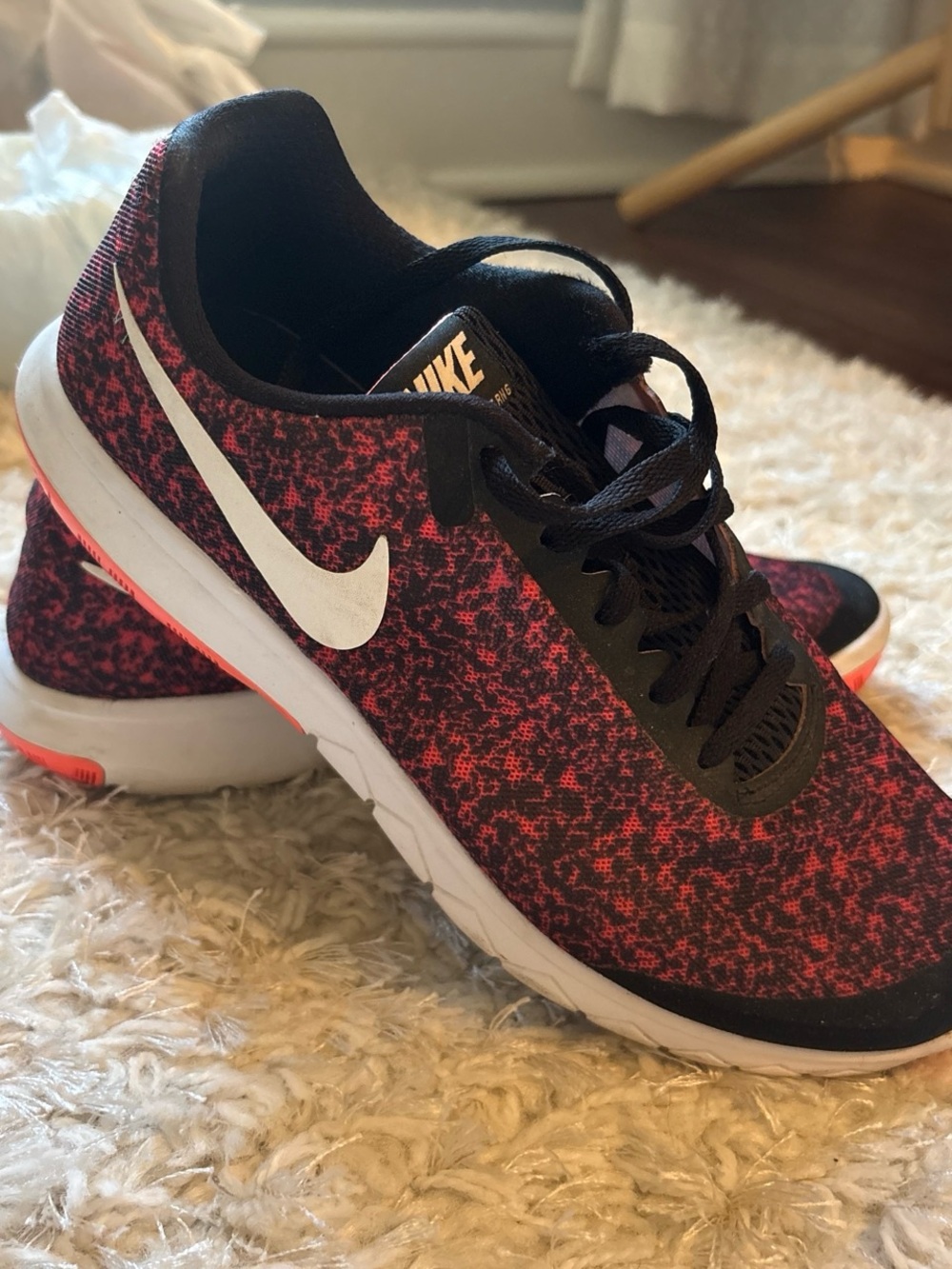 Nike Women's Flex Run Black & Pink Patterned Running Shoes/Sneakers